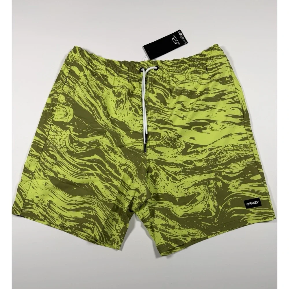 Oakley Swim Trunks Mens Medium Green Swirl Canary Palms RC 18 inch Beachshort